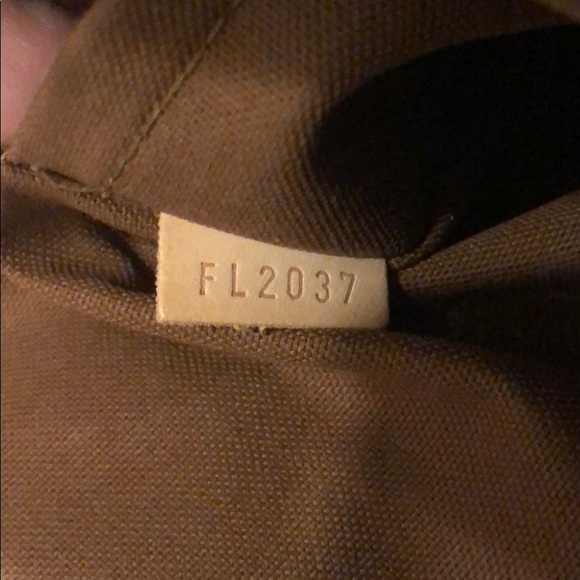 Louis Vuitton Monogram Horizontal Lockit Bag - Picture 12 of 13